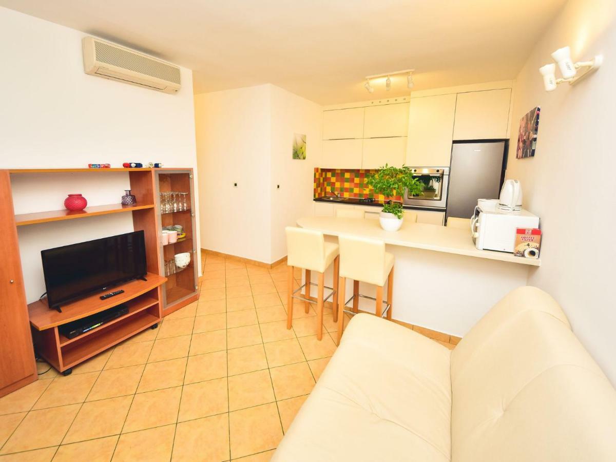 דיקלו Apartment Anica-1 By Interhome מראה חיצוני תמונה